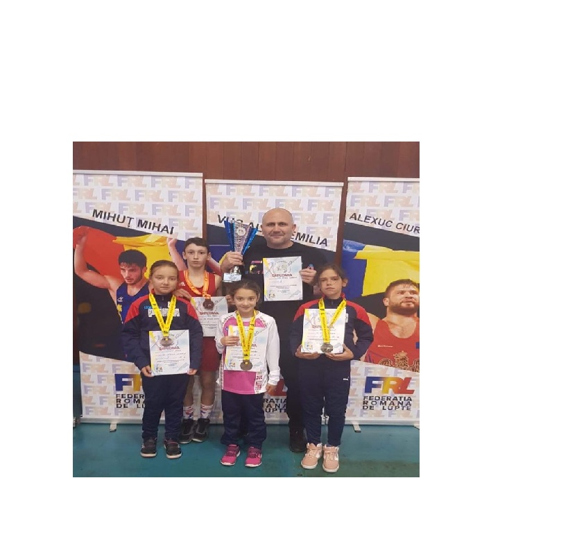 (FOTO) Sportivii Clubului „Victoria Cumpăna”, rezultate remarcabile la Campionatul Național de lupte Greco Romane