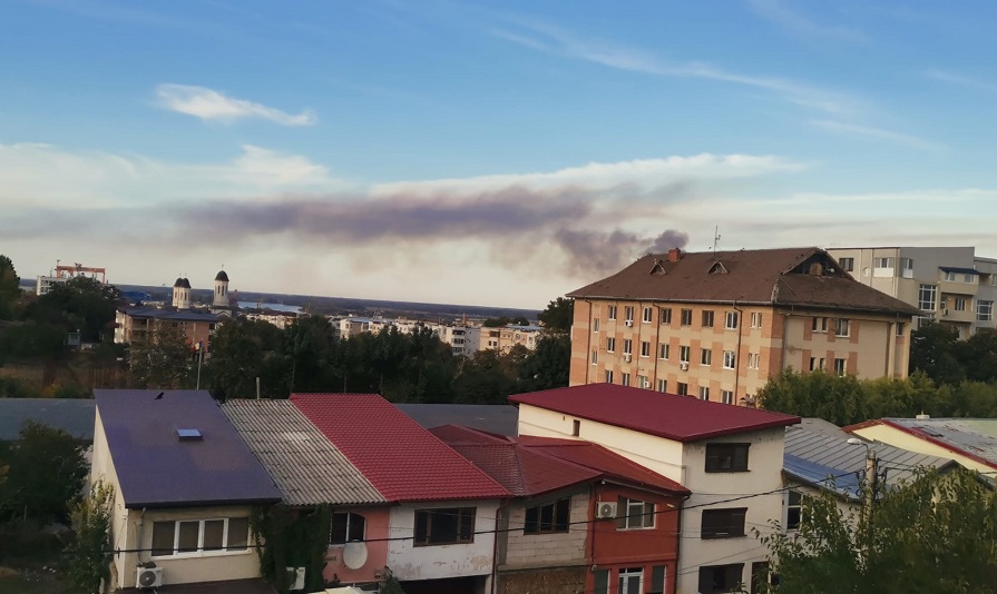 Incendiu de vegetație în Ucraina: Fumul se îndreaptă spre zona de nord a Deltei Dunării