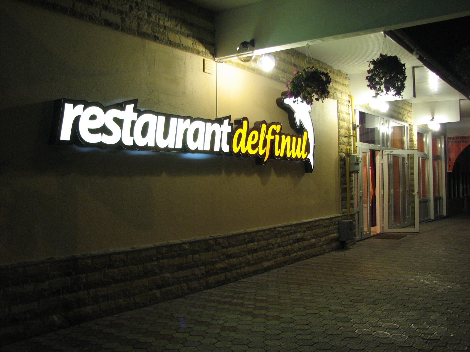 Restaurant Delfinul