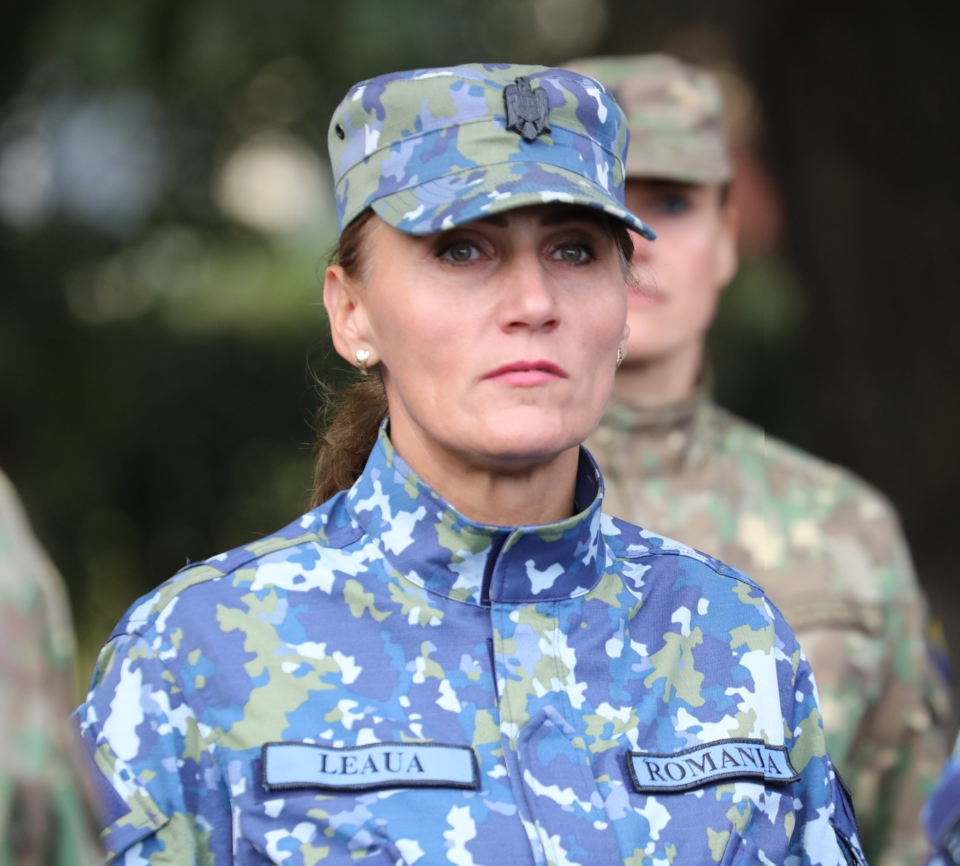 Visul din copilărie al unei mame s-a împlinit: A îmbrăcat haina militară la 48 de ani