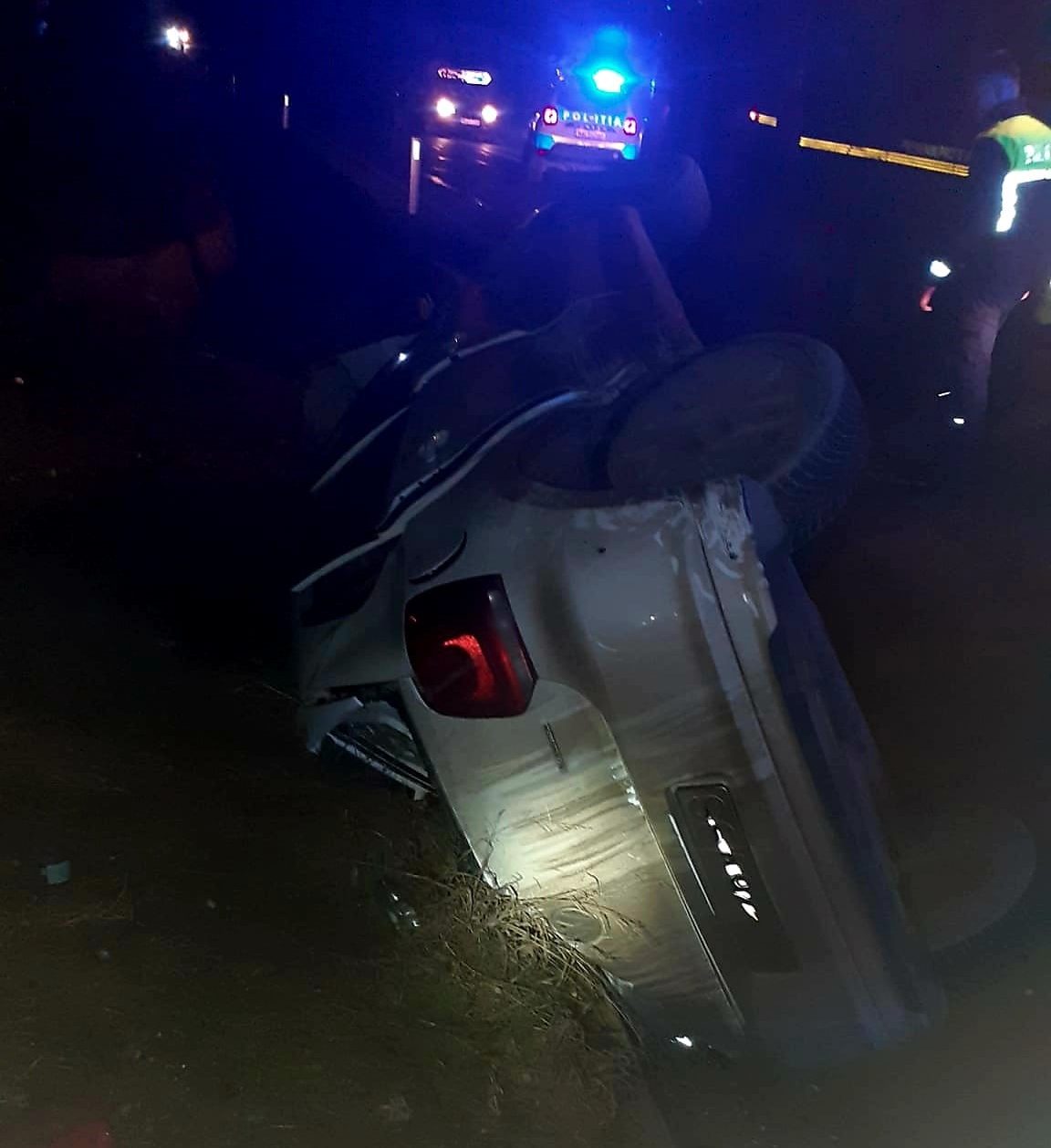 Un autoturism s-a RĂSTURNAT pe DN 2A, între Stupina și Hârșova