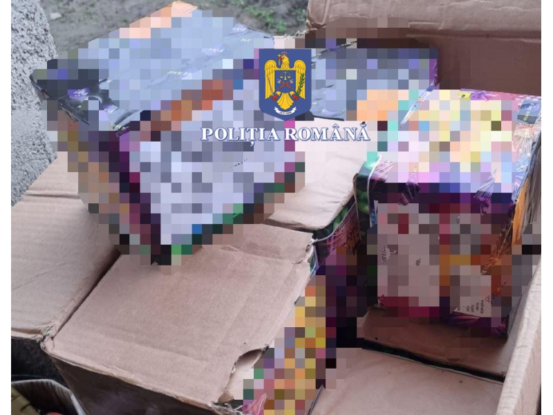 (VIDEO) Peste 19 tone de petarde și artificii au fost confiscate de polițiști