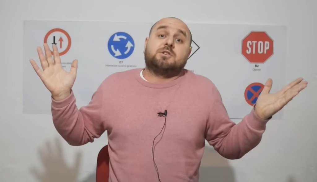 (VIDEO) Polițist celebru pe Youtube: „Șefa mea mă crede sclav. Refuză să îmi aprobe concediul”