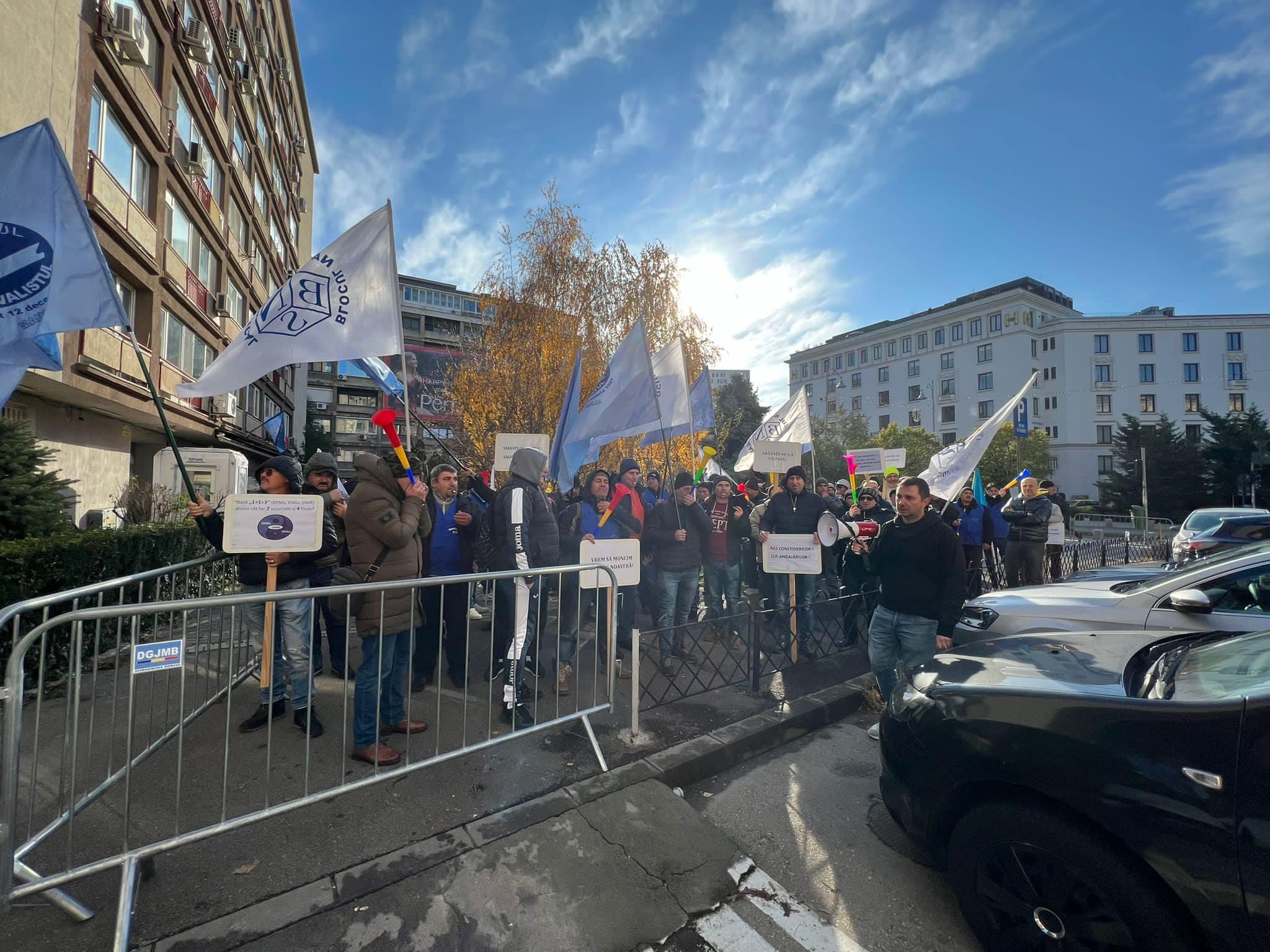 (FOTO) În urma protestului, concedierile de la Șantierul Naval DAMEN din Mangalia au fost SUSPENDATE