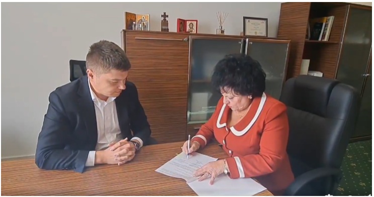 Cumpăna: Contractul ce vizează modernizarea a peste șapte kilometri de drumuri a fost semnat