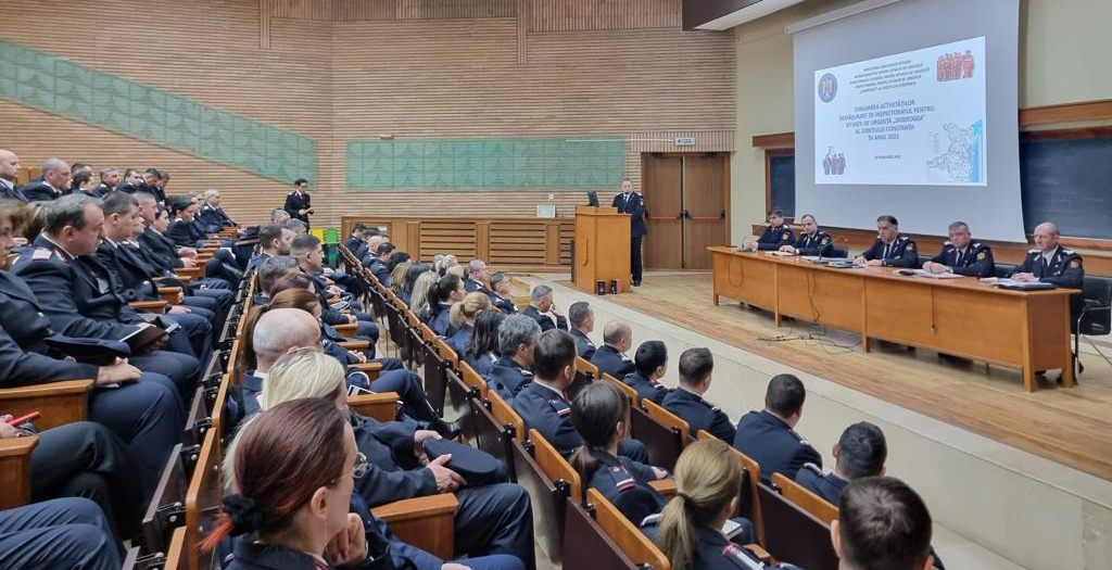 Peste 23.000 de constănțeni au sunat, anul trecut, la 112, pentru a cere ajutorul ISU Dobrogea