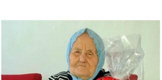 La împlinirea venerabilei vârste de 100 de ani, doamna Ablai Nebie, a avut parte de o plăcută surpriză din partea Primăriei Municipiului Medgidia