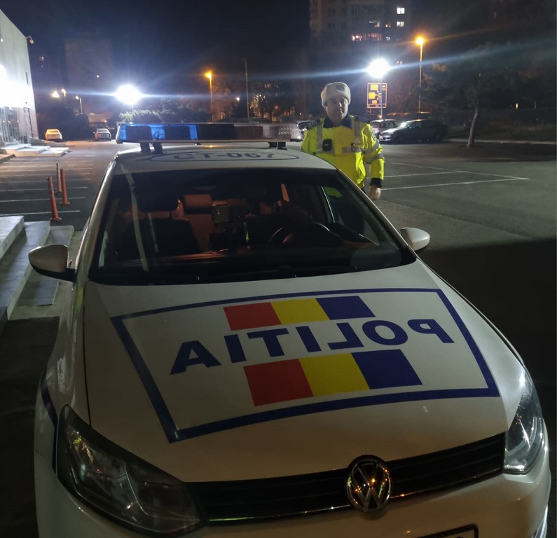 Bărbat prins drogat la volan, pe bulevardul Tomis. Avea și dreptul de a conduce suspendat