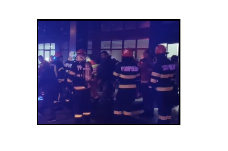 Incendiu la un spital privat: a fost activat Planul Roșu. Pacienții, evacuați în miez de noapte