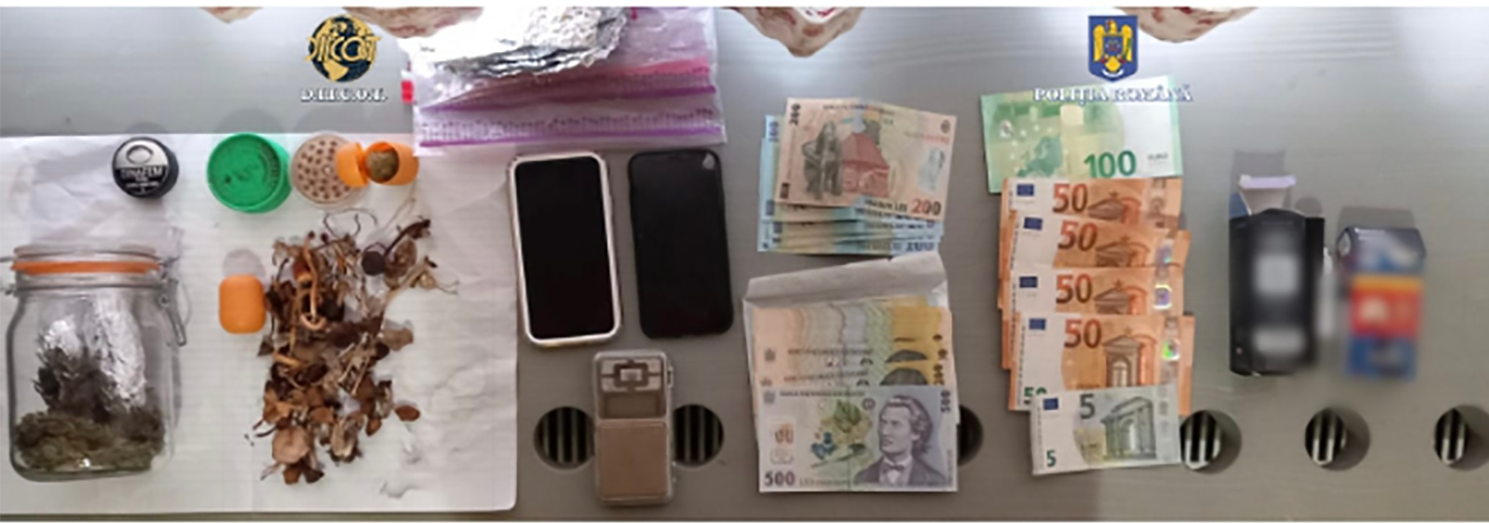 (VIDEO) Razie în București și patru județe, într-un dosar de CONTRABANDĂ cu tutun: nouă persoane au fost reținute