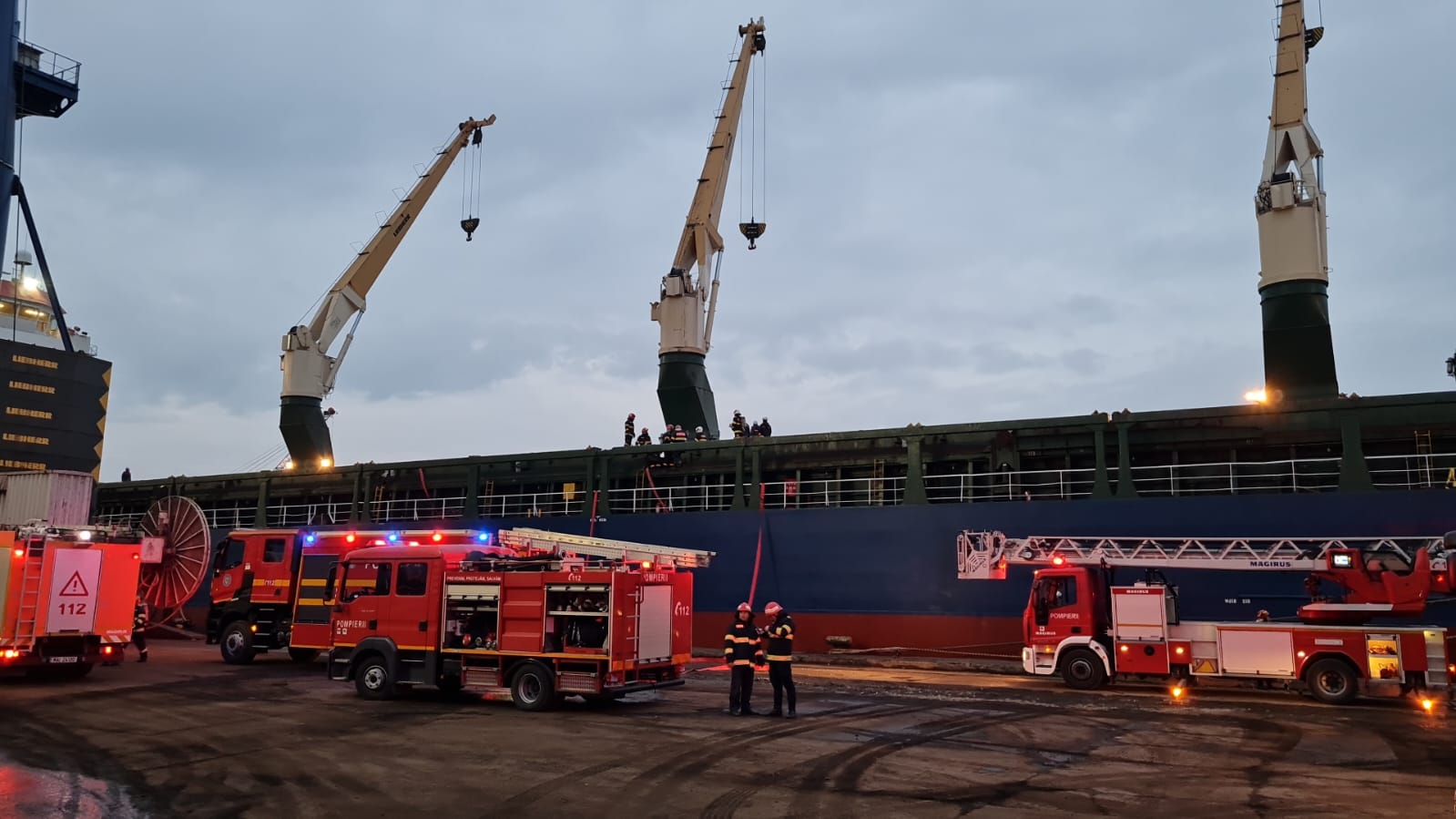 Pompieri în Portul Constanța
