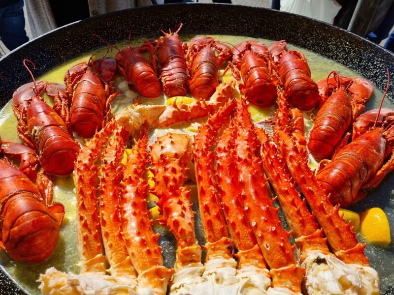 PREMIERĂ culinară la Constanța: Un festival dedicat fructelor de mare și dulciurilor turcești