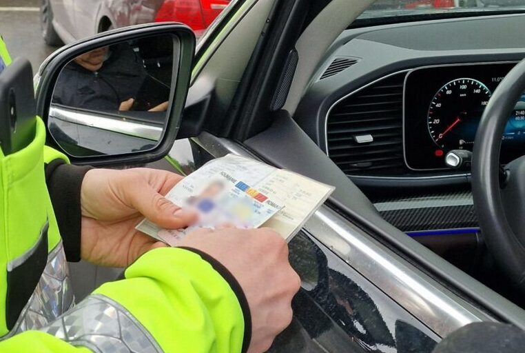 Un șofer beat a vrut să treacă granița, la Vama Veche: Vezi ce alcoolemie avea când a fost prins de polițiști