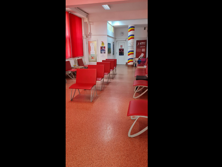Imagine dezolantă cu sala de așteptare a Centrului Regional de Transfuzii Constanța: “Este nevoie de orice grupă de sânge”