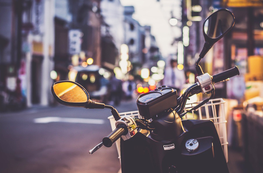 Un motociclist a fost ARESTAT pe loc de polițiștii din Murfatlar: Vezi câte infracțiuni a putut bifa dintr-o dată