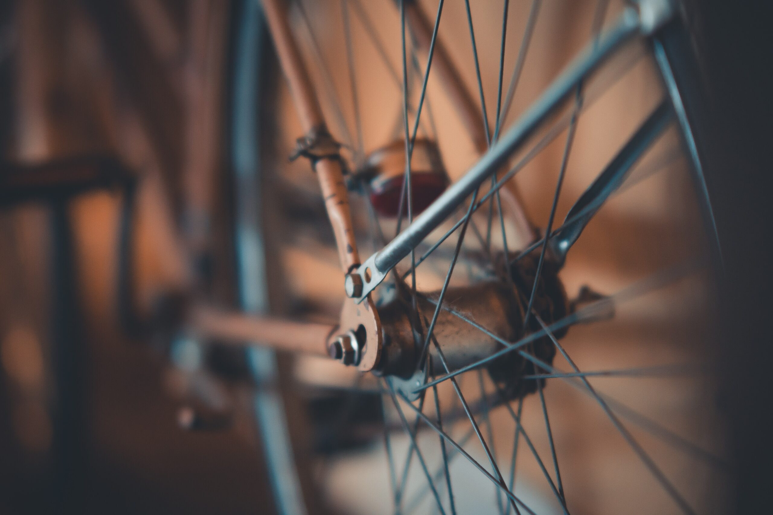 Accident rutier în Constanța, lângă Sala Sporturilor: Un biciclist a fost RĂNIT