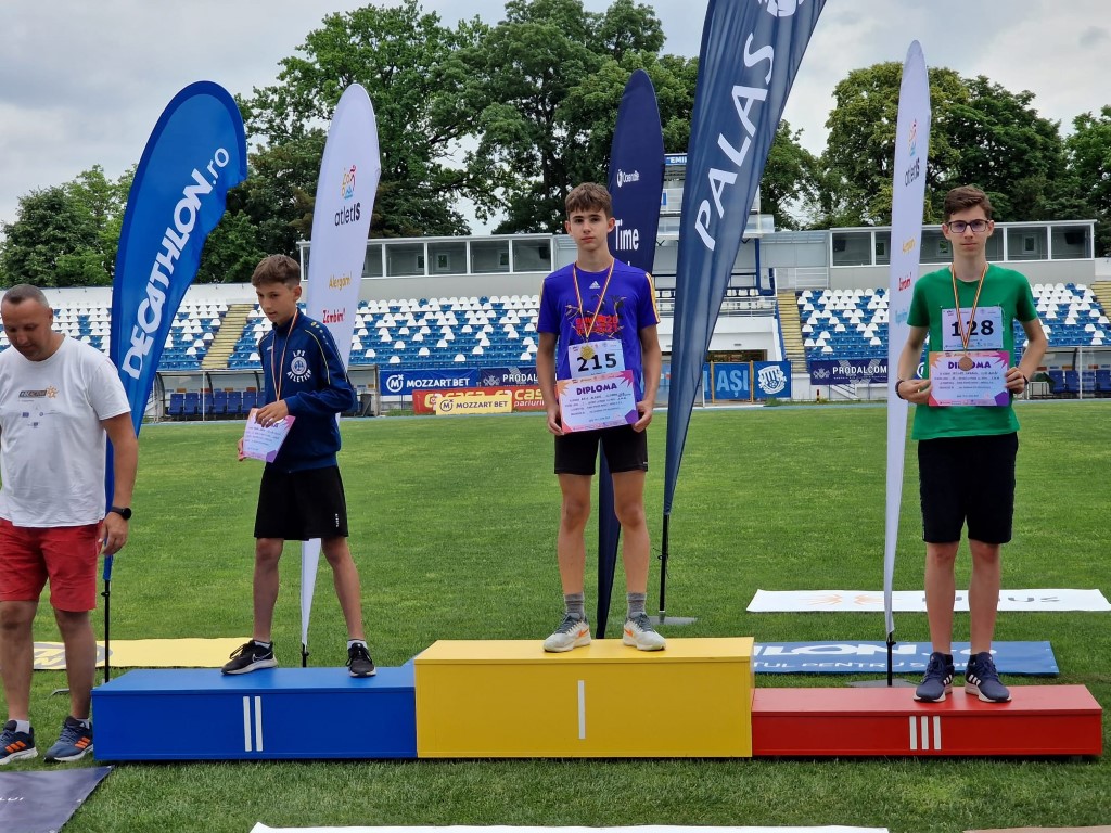 (FOTO) Zece medalii obținute de atleții constănțeni, la Cupa Juniors Athletics: Iată la ce probe au excelat sportivii