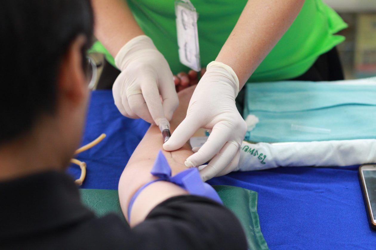 A început vaccinarea antigripală. Vezi aici în ce condiții se poate primi GRATUIT