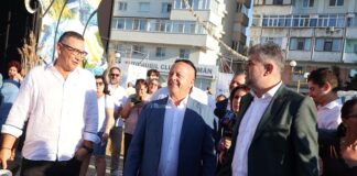 Victor Ponta, Horia Teodorescu (CJ Tulcea) și Marcel Ciolacu la inaugurarea noii faleze din Tulcea - iulie