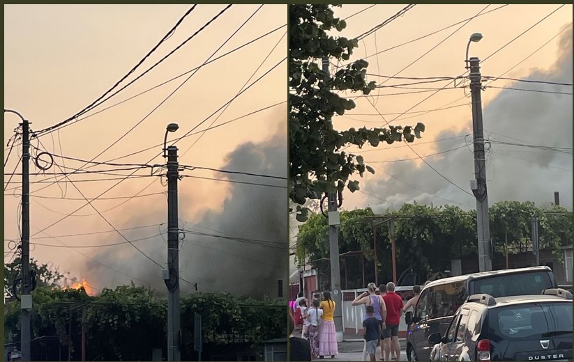 (FOTO/VIDEO) Incendiu la o locuință din zona Palas: Focul a afectat trei case