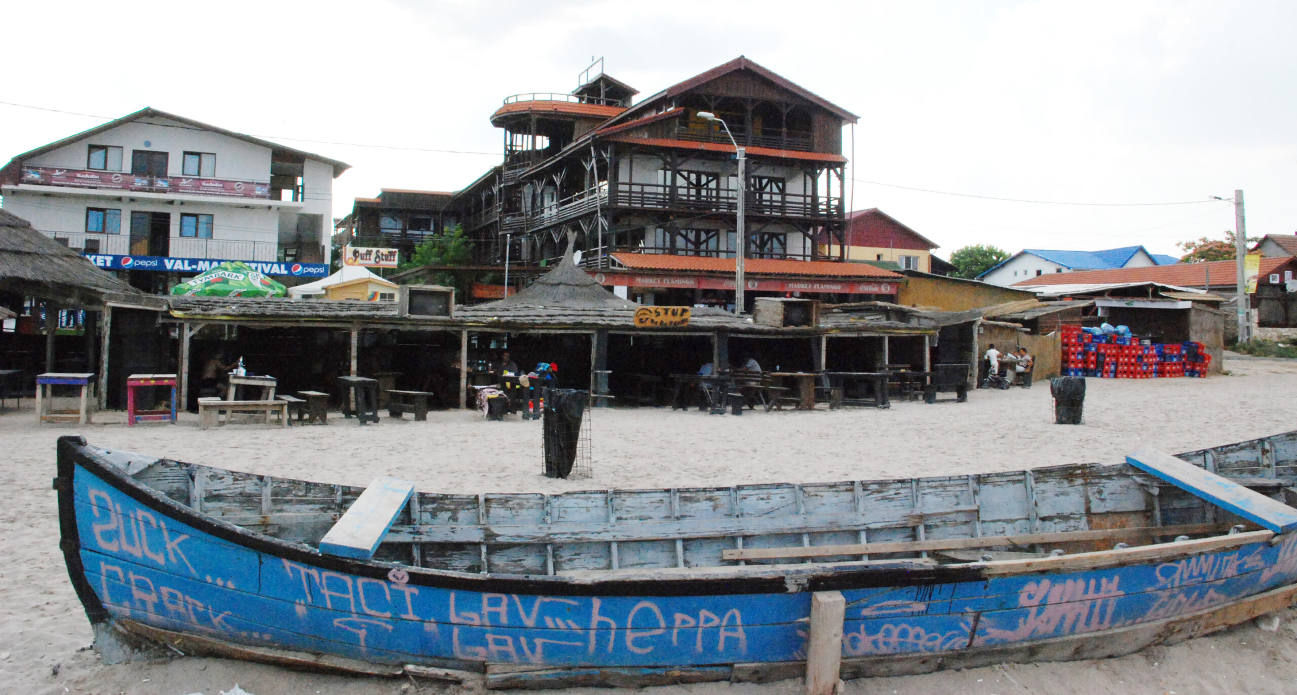 Au fost adjudecate alte 11 sectoare de plajă din Mamaia și Vama Veche: Cine sunt operatorii care au câștigat licitațiile