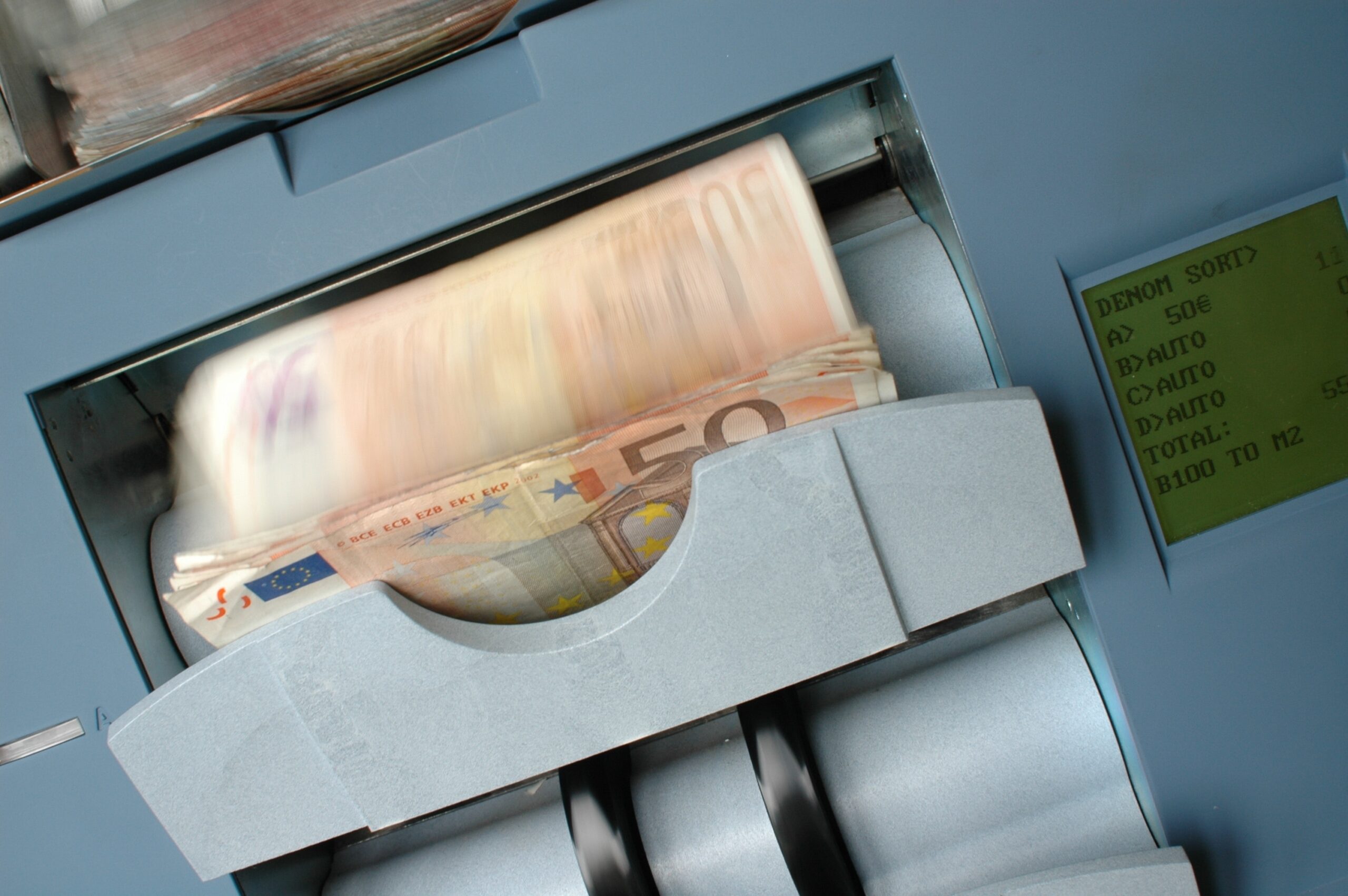 Bunurile unei firme din Constanța, aflată în FALIMENT, sunt scoase la licitație pentru zeci de mii de euro