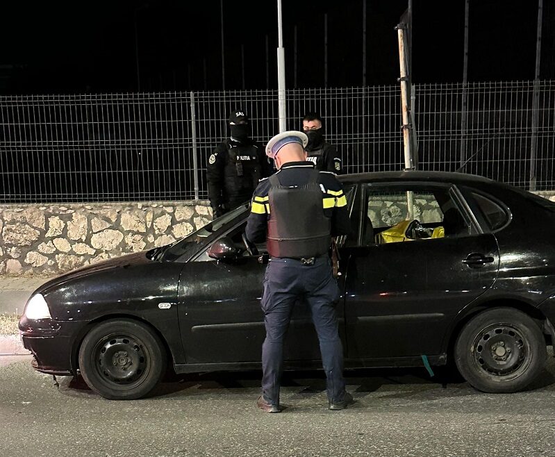 Tânăr prins băut la volan pe o stradă din Corbu, deși avea dreptul de a conduce suspendat. S-a ales și cu dosar penal
