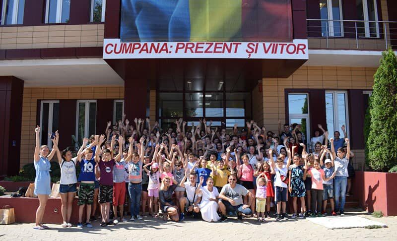 Primăria Cumpăna oferă tabere GRATUITE pentru cei mai buni elevii din anul școlar 2022 - 2023