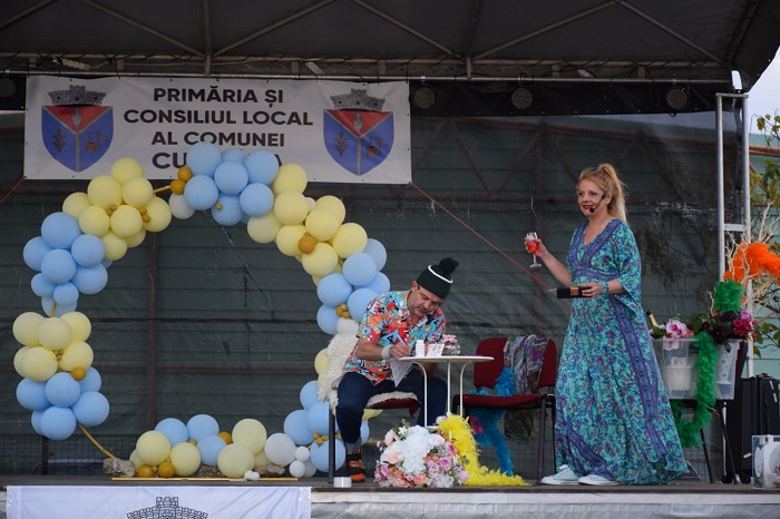 (FOTO) „Parcul cu artiști” a debutat la Cumpăna! La eveniment a fost prezent și marele actor Marius Bodochi