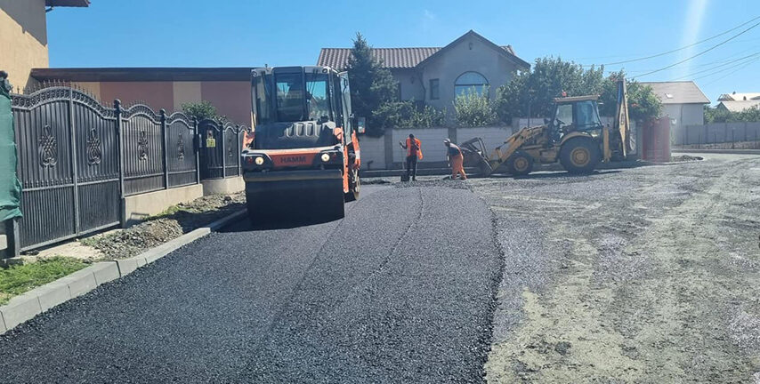 (FOTO) La Cumpăna a început asfaltarea primelor străzi prin Programul Național de Investiții „Anghel Saligny”