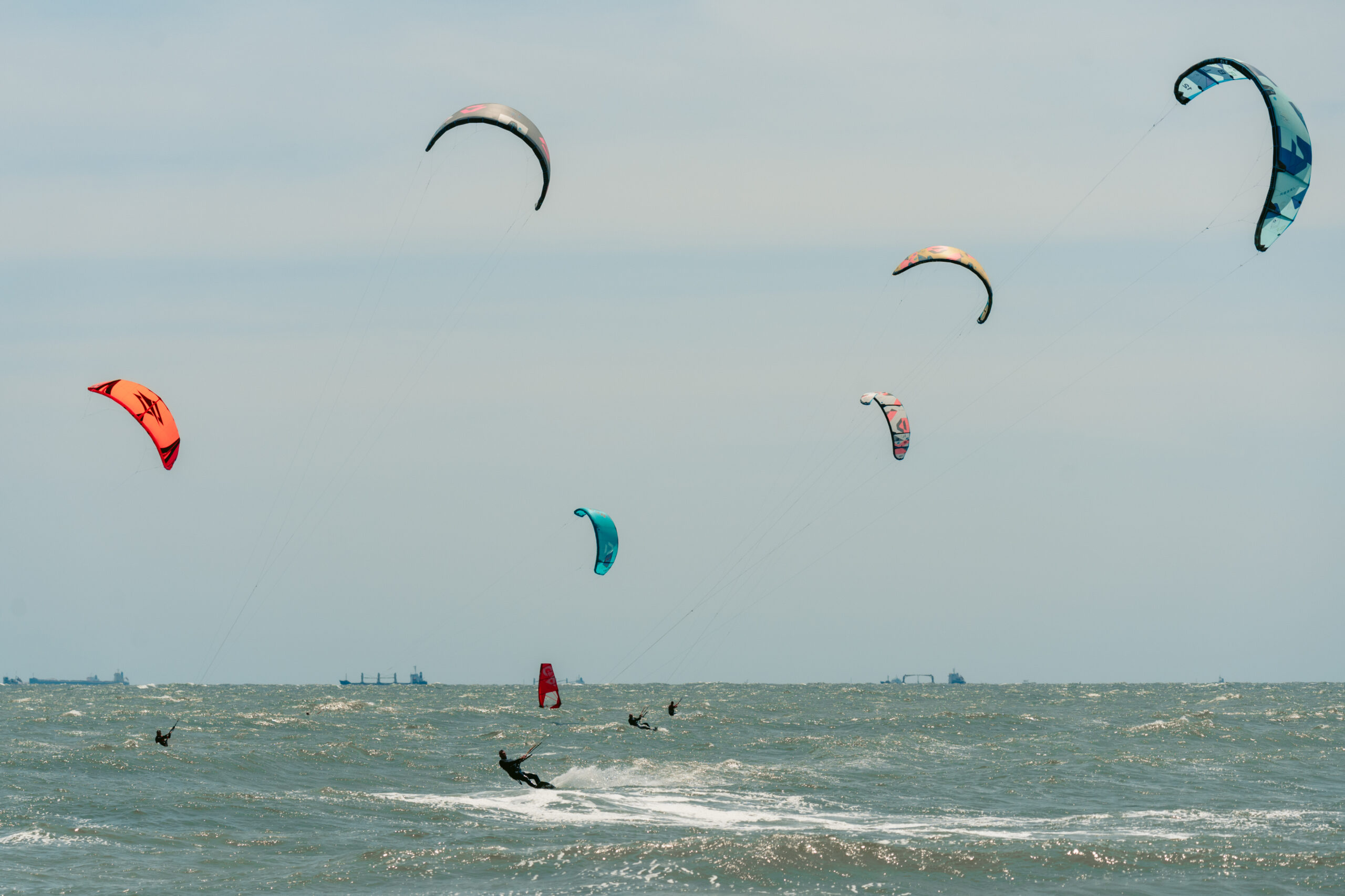 OMD Mamaia-Constanța, parteneră a evenimentului Big Air Kite Contest care se desfășoară marți, pe plaja Zoom din Constanța