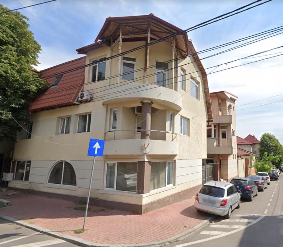 O casă din Piața Chiliei, două terenuri din Năvodari și Chiajna și un