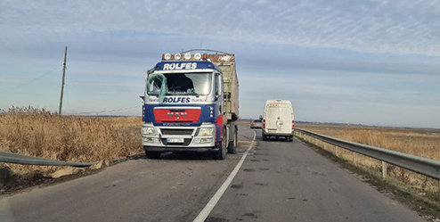 Tir răsturnat la Brăila