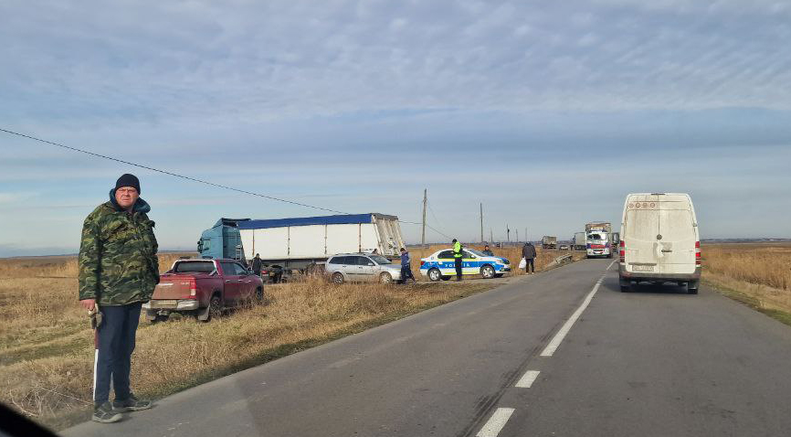 Tir răsturnat la Brăila