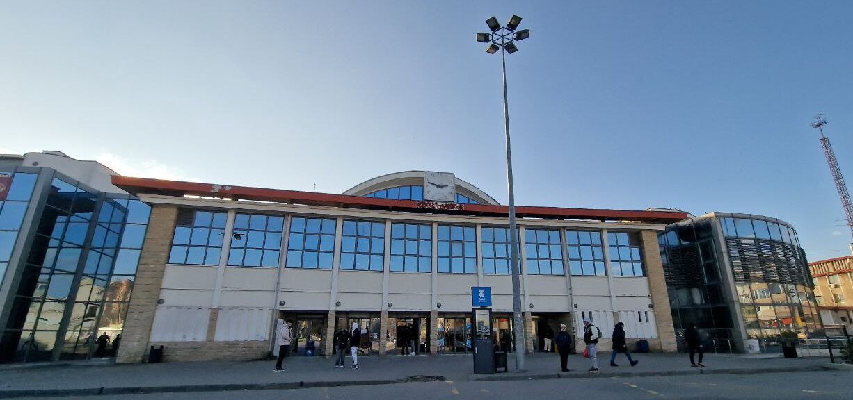 Solicitarea tulcenilor de la Mini Farm SRL de a intra în legalitate cu imobilul din zona Gării Constanța, RESPINSĂ de Primăria Constanța