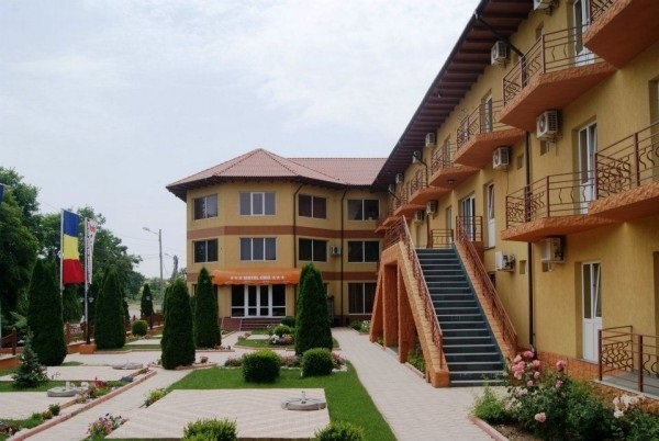 Un hotel din Costinești, greu de vândut de lichidatorul judiciar. Bunul este scos la licitația din februarie la JUMĂTATE de preț