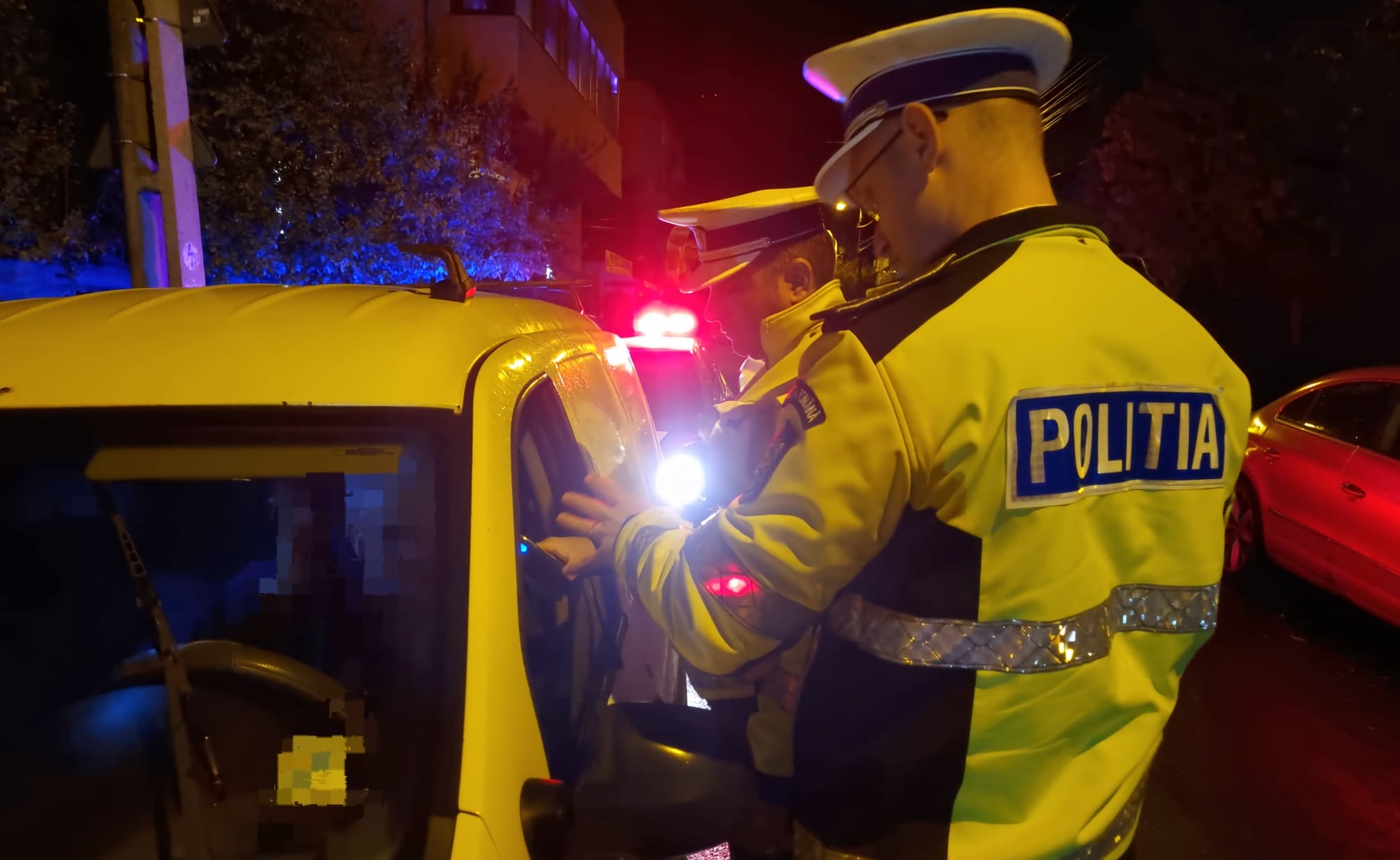 Șofer prins conducând beat și drogat, noaptea, pe străzile din municipiul Medgidia