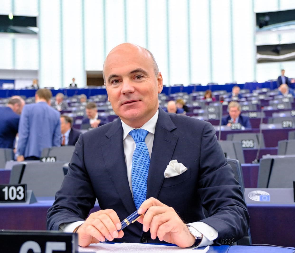Liderii PNL au stabilit locurile eligibile la europarlamentare. Cine a ratat locul pe listă