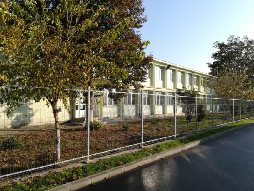 Școala Gimnazială „Spiru Haret" din municipiul Medgidia caută o secretară debutantă. Când are loc concursul pentru ocuparea postului