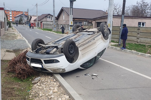 Accidentul din Cumpăna, provocat de un șofer de 82 de ani care NU a oprit la "STOP"