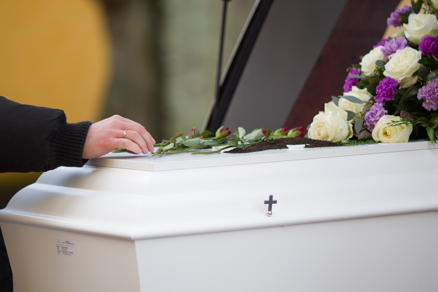 O firmă din Constanța cere avizul Consiliului Local pentru a putea presta servicii funerare. Despre ce societate este vorba