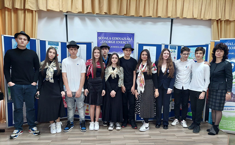 FOTO Elevii Școlii Gimnaziale nr. 12 “B.P. Hasdeu" din Constanța au strălucit la concursurile și olimpiadele de limbi străine