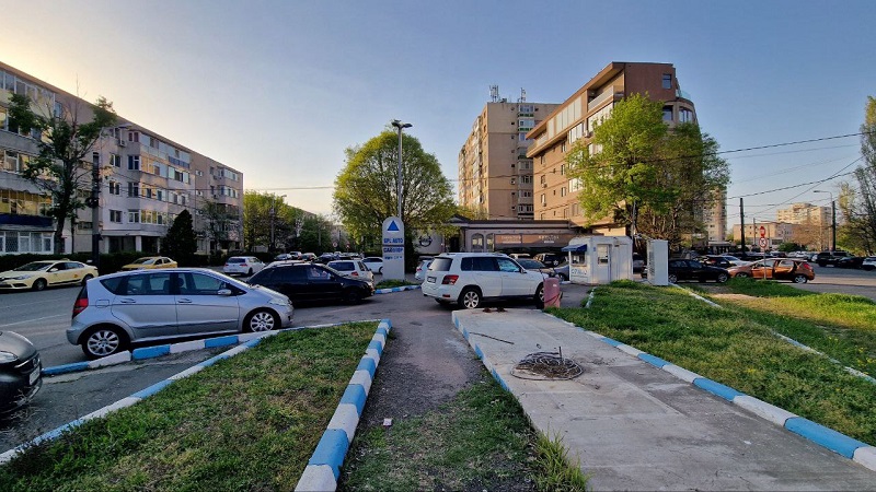 FOTO O firmă care se judecă cu Primăria Constanța amenajează o stație de alimentare cu GPL pe strada Cișmelei