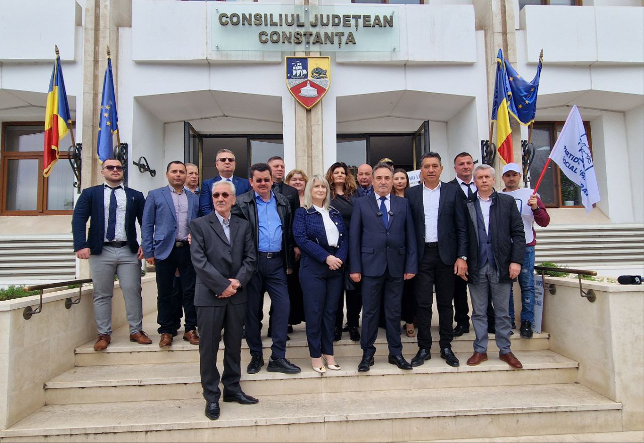 FOTO VIDEO Mihai Lupu și-a depus candidatura pentru un nou mandat la conducerea CJC susținut de PUSL
