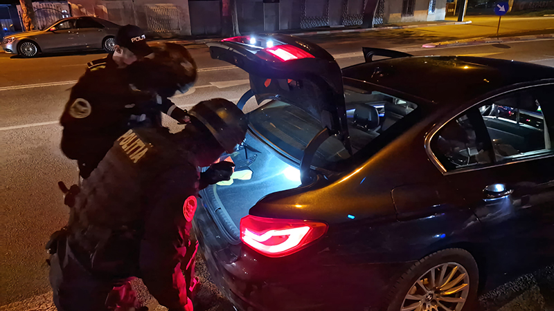 Percheziții DNA: Sunt vizate tranzacții auto, cu un prejudiciu de 6 milioane de euro