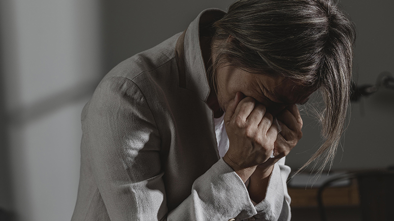 Apel la 112, la Hârșova: O femeie a fost aproape omorâtă. Victima a supraviețuit, dar starea ei i-a îngrozit până și pe medici