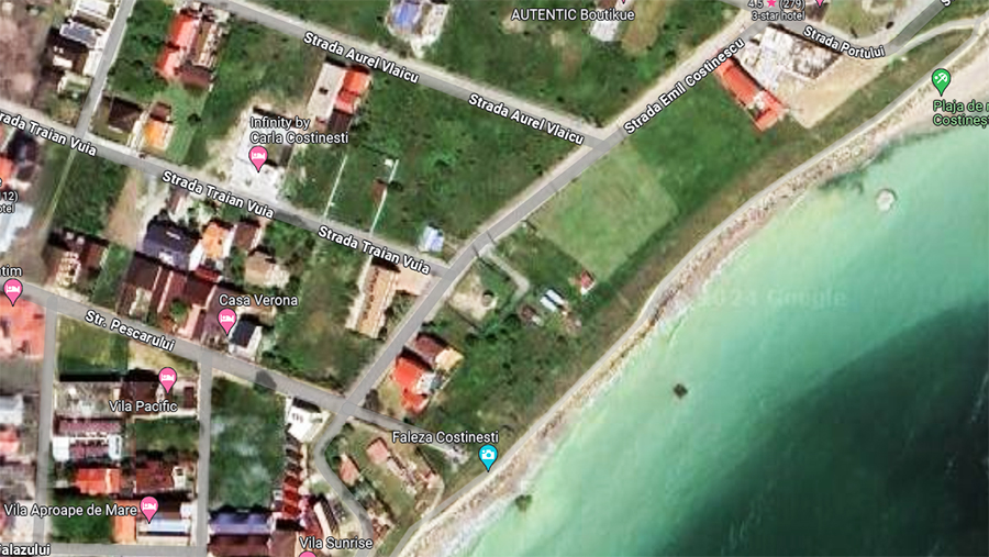 O vilă aflată lângă plaja din Costinești este scoasă la licitație, în cadrul unui dosar de executare silită: Care este prețul de pornire