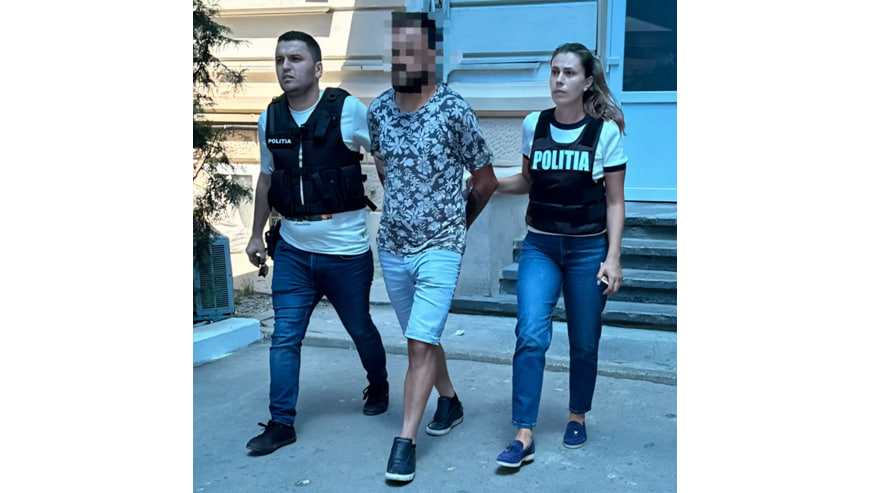 Constanța: Un bărbat a fost ARESTAT după ce a furat bunuri din două mașini parcate