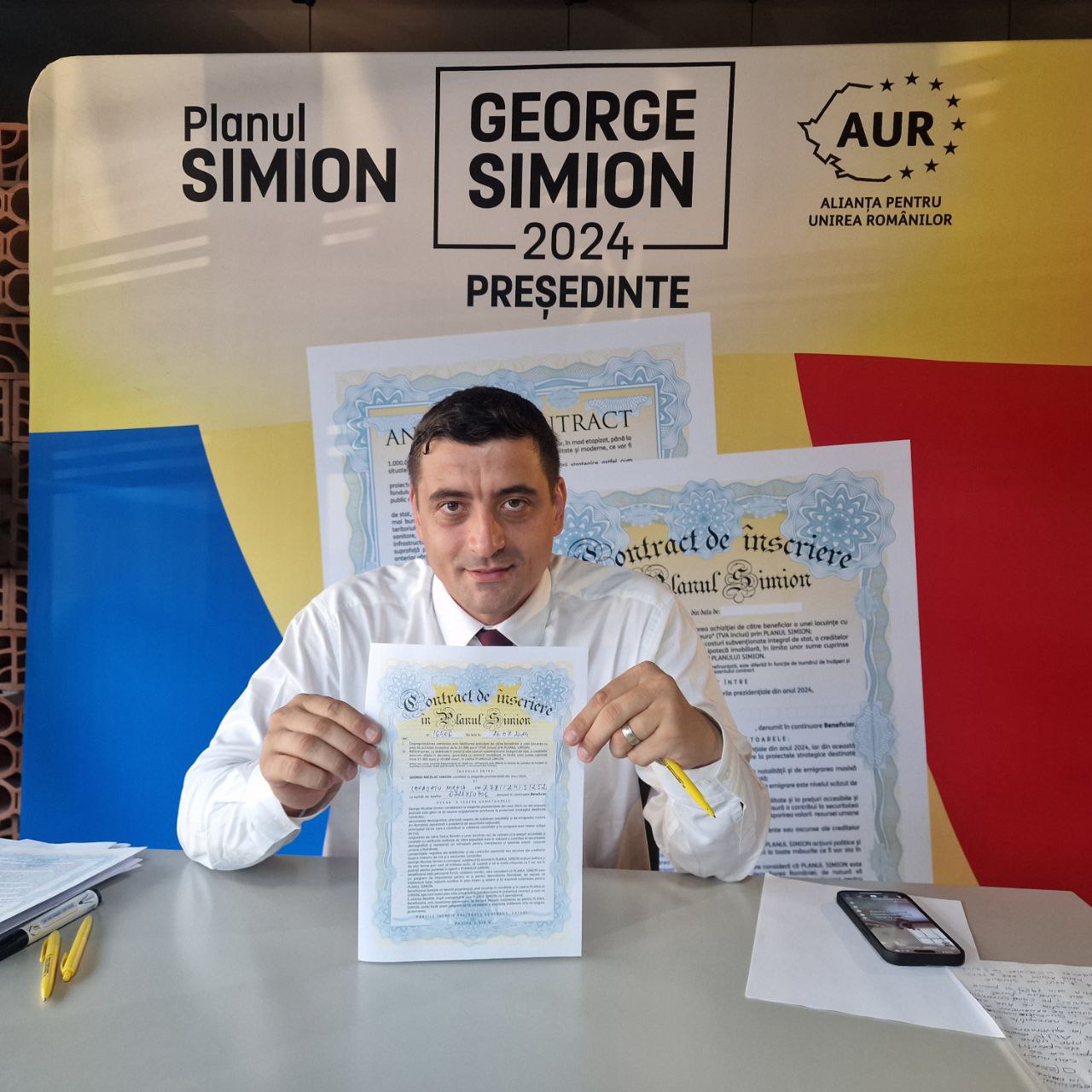 VIDEO George Simion a venit la Constanța pentru a-și prezenta programul pentru alegerile prezidențiale și a semna personal contracte cu susținătorii