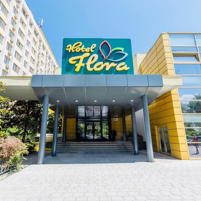 Tribunalul Constanța, ultima decizie în dosarul Xenoti SRL, firma ce deține Hotelul Flora, din Mamaia. Asociați, Mazăre, Nicușor Constantinescu și Strutinsky